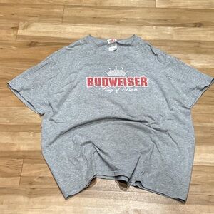 Budweiser Men's Grey and Red T-shirt